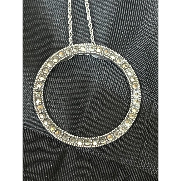 Vintage Delicate Sterling Silver & Marcasite Open Circle Pendant 1 1/4" Wide - Picture 6 of 16